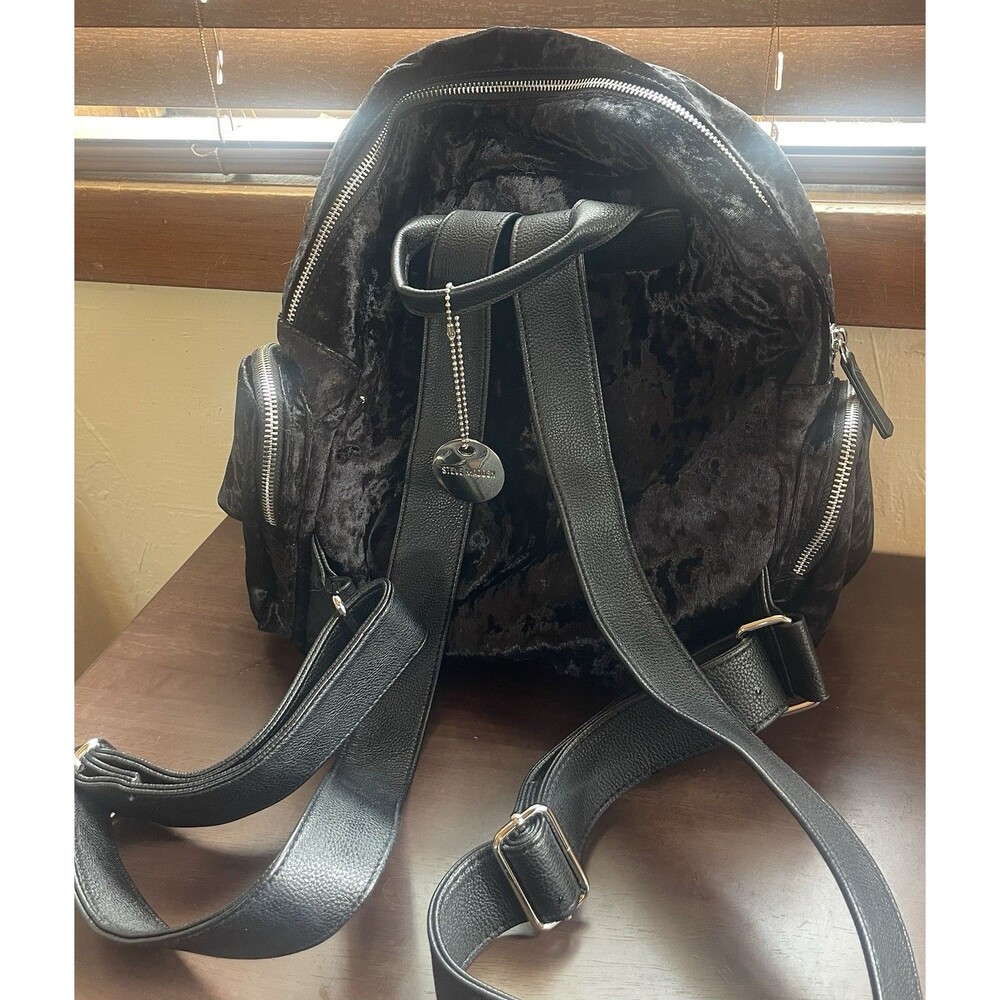 STEVE MADDEN Bfallon sequin velvet faux-leather women's school backpack in Black - Picture 2 of 6